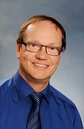 Pentti Rantanen on teologi, opettaja ja vapaakirkon pastori.